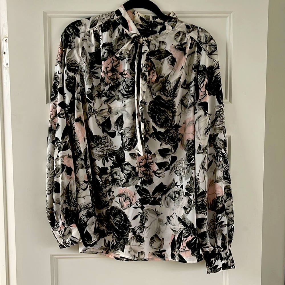 Banana Republic blouse